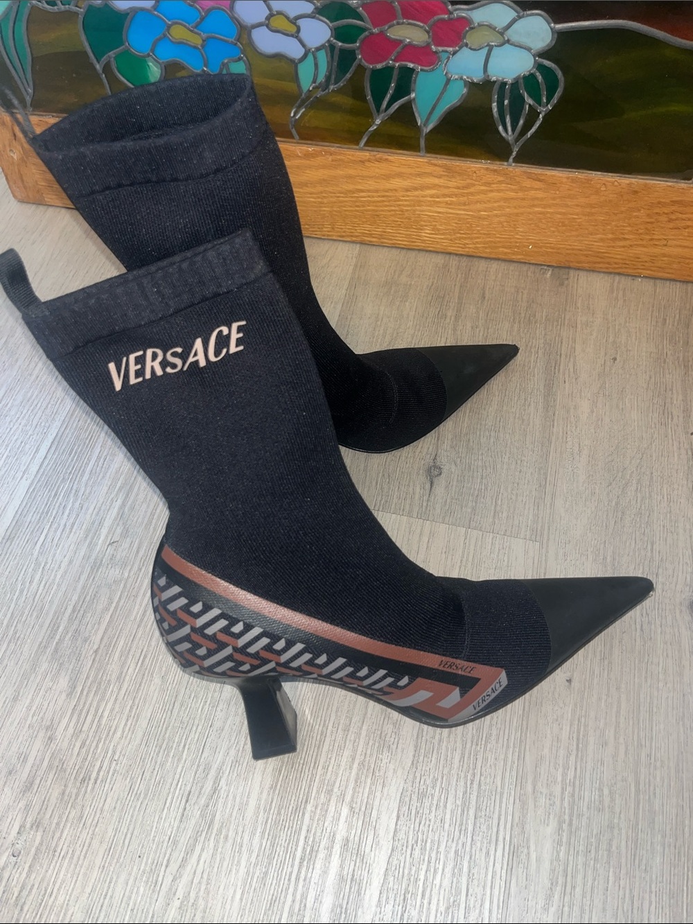 Versace - Picture 7 of 15